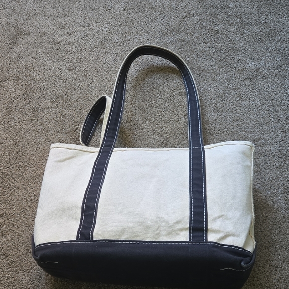 L.L.Bean Boat & Tote – Medium – Made in USA 🇺🇸🛶 - Picture 8 of 10